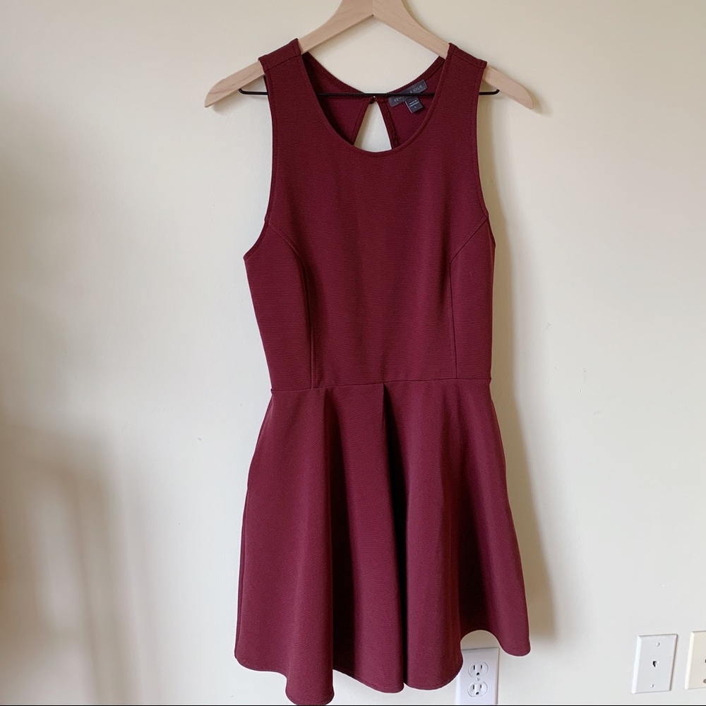 Kendall & Kylie open back dress